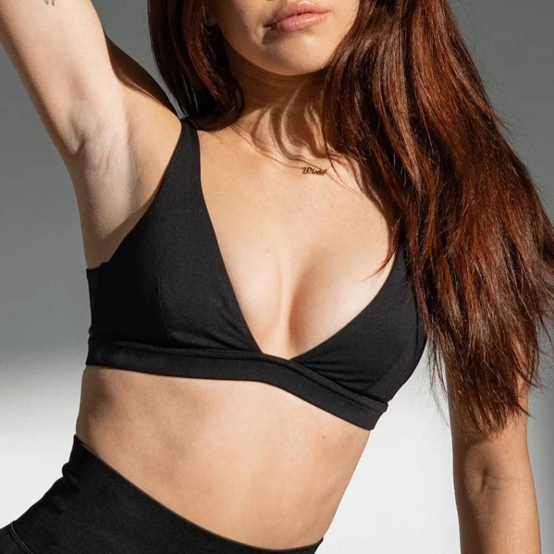 Custom Yoga Bra | Deep V Detachable Triangular Cup Breathable Low Support Sports Yoga Bra Manufacturer - 图片 3