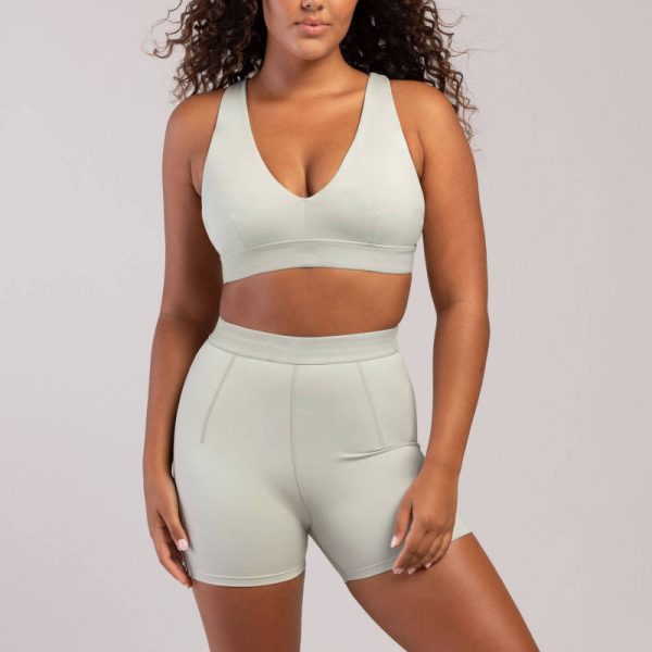 High-Waisted Biker Shorts Set Manufacturer | Custom Women'S V Neck Cross Back Sports Bra Sets Factory - 图片 5