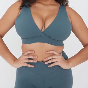 V Neck plus size Sports Bra Manufacturer | Strappy Women Gym Open Back Sports Bras supplier