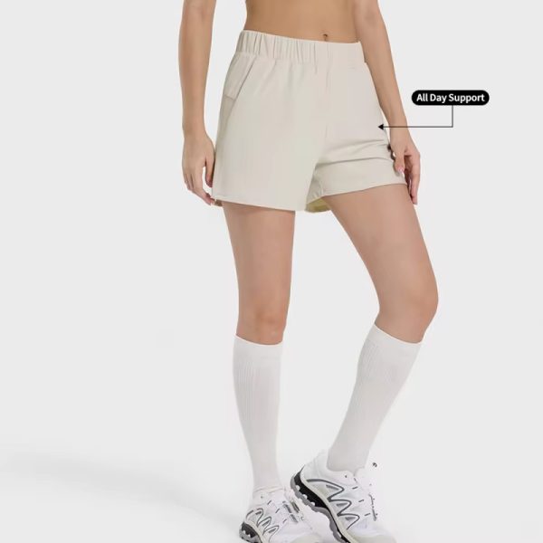 Custom Active Sports Active Sports Shorts Pocket Manufacturer | Gym Apparel Women Shorts Supplier - 图片 4