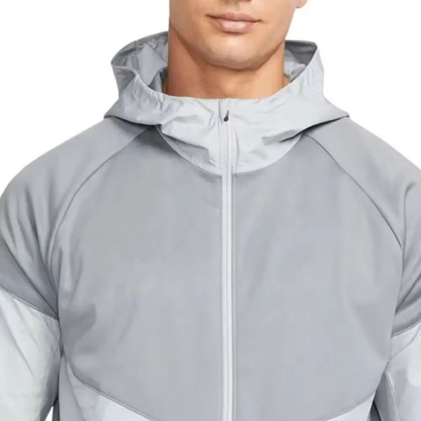 custom logo Sports Windbreaker Jacket Manufacturer | Custom Logo Design Outdoor Clothing Windbreaker Supplier - 图片 3